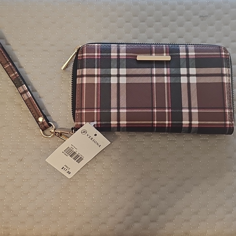 Versona NWT Long Wallet